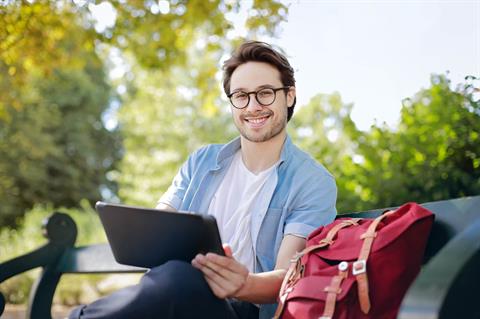 Iscriversi all'Università e Prendere la Laurea A Ventinove Anni