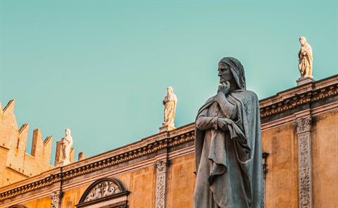 Come Laurearsi e prendere la Laurea in Lettere